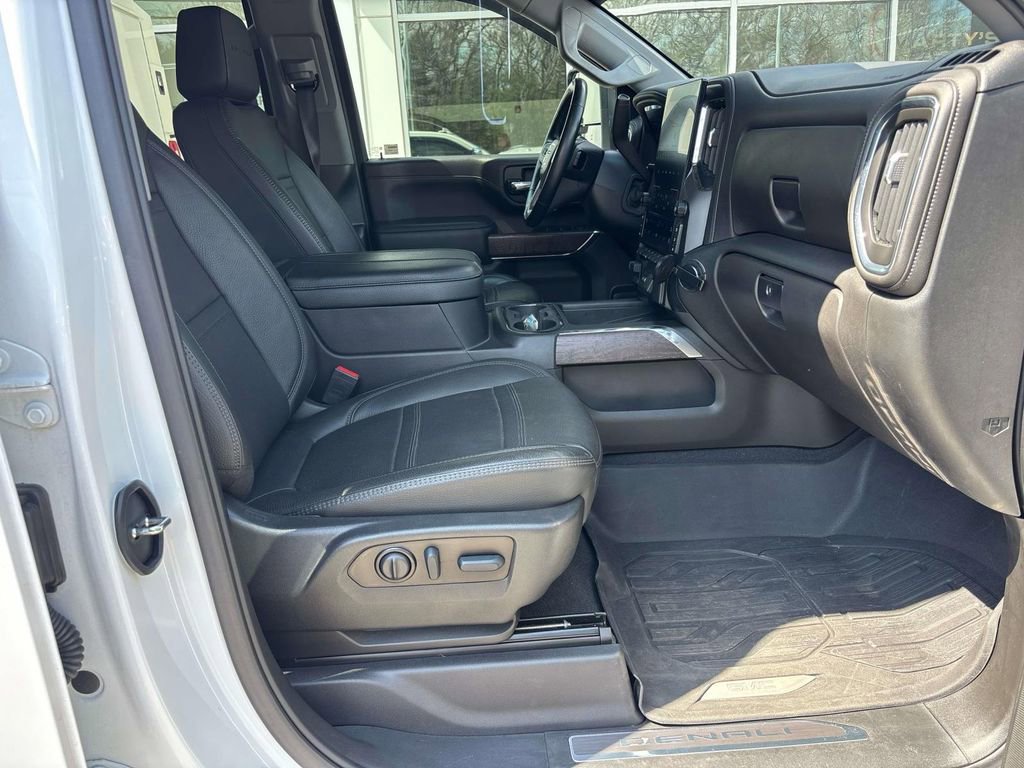 Used 2023 GMC Sierra 2500 Denali w/ Technology Package image 17