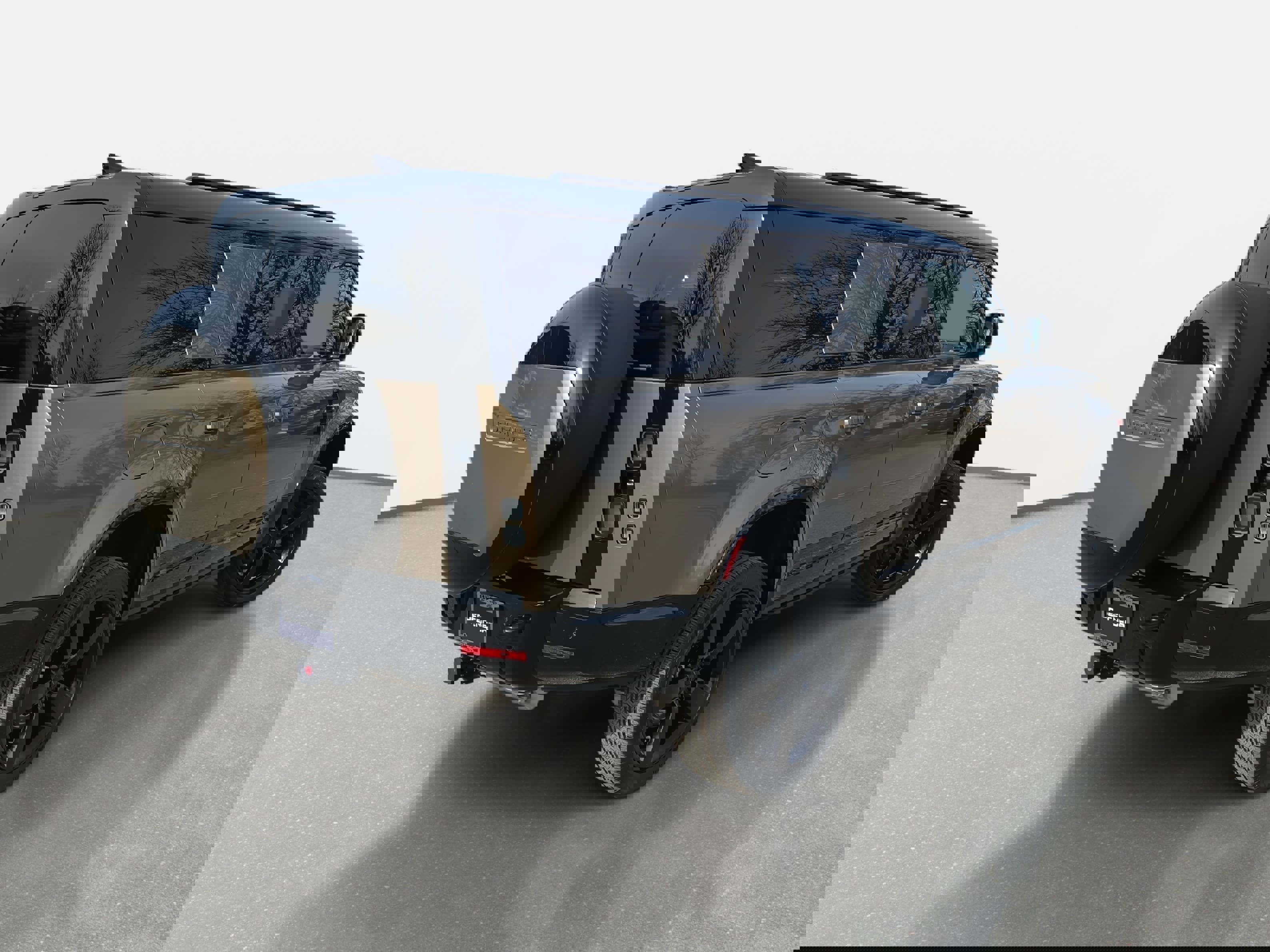 New 2026 Land Rover Defender 130 X-Dynamic SE image 5