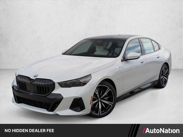 New 2027 BMW 550e xDrive w/ Executive Package