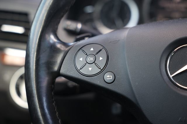 Used 2011 Mercedes-Benz E 550 Cabriolet w/ Premium 2 Pkg image 30