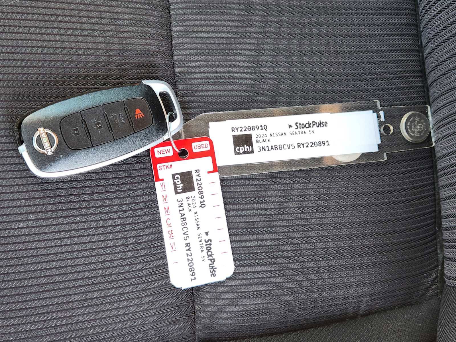 Used 2024 Nissan Sentra SV image 34