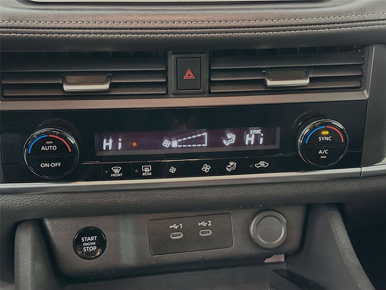 Used 2024 Nissan Rogue SV image 16