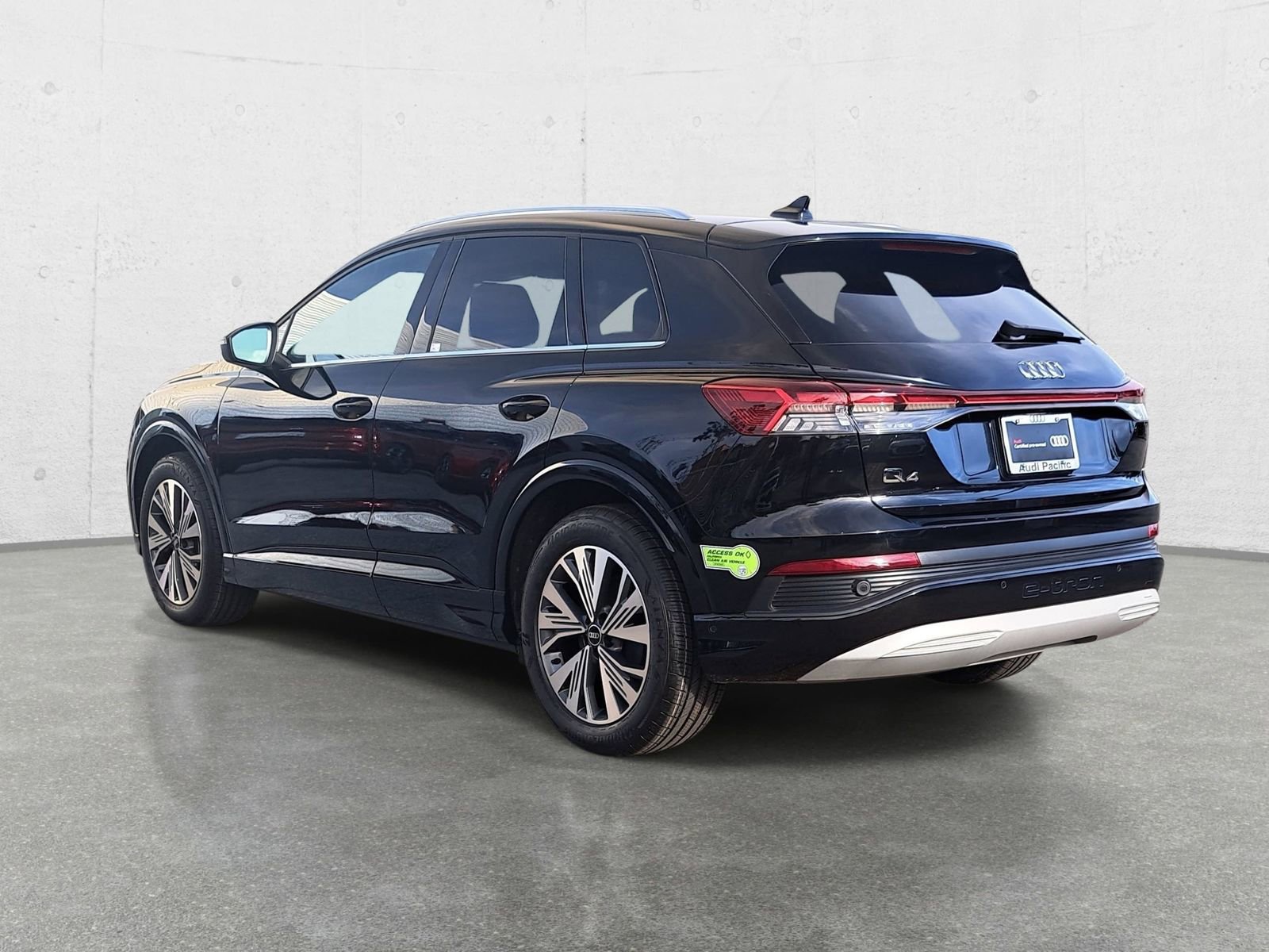 Certified 2023 Audi Q4 e-tron Premium Plus w/ Premium Plus image 7