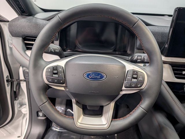 New 2027 Ford Explorer Active RWD image 12