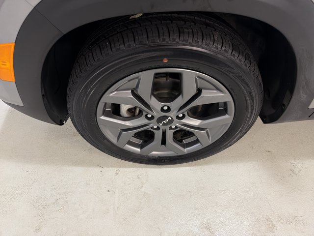 Used 2024 Kia Seltos S FWD image 11