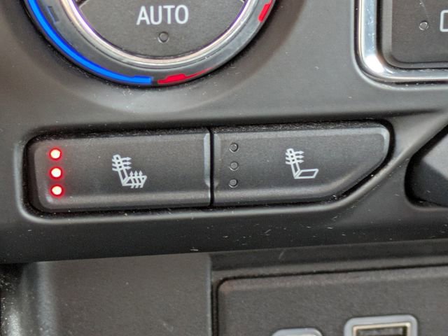 Used 2024 Chevrolet Suburban LT image 26