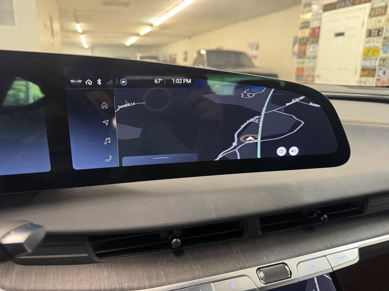 Used 2025 Lucid Air Touring AWD/4WD image 12