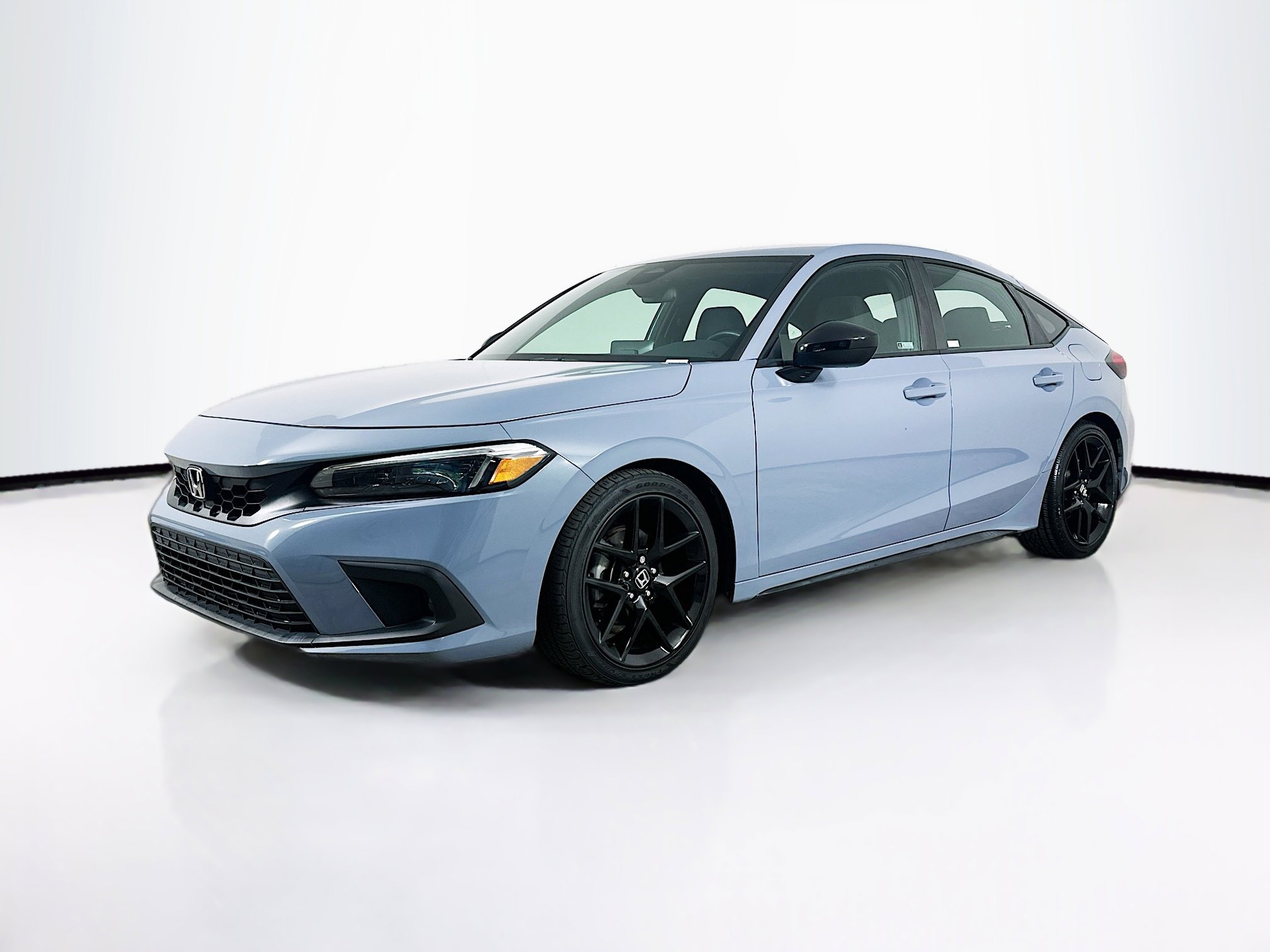 Used 2023 Honda Civic Sport image 3