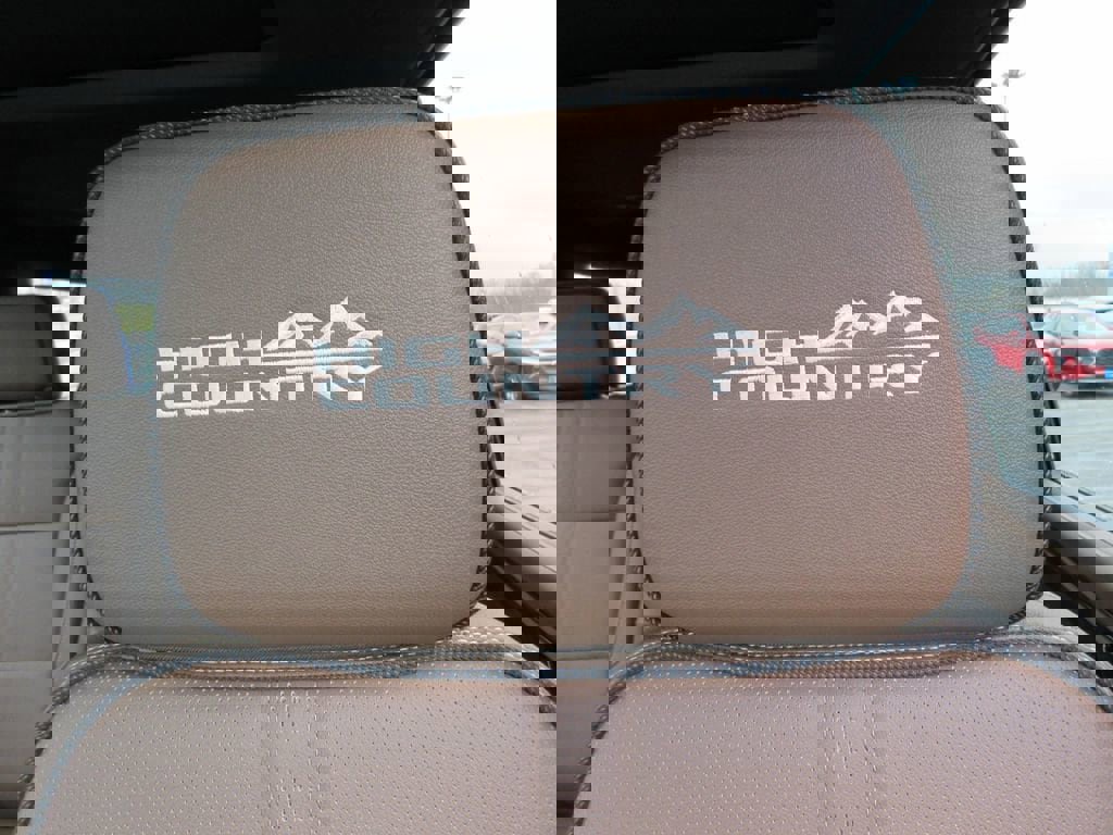 New 2026 Chevrolet Suburban High Country image 25