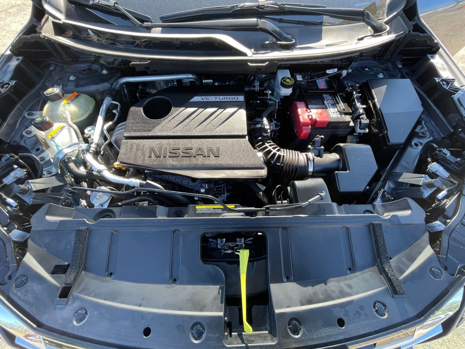 Used 2025 Nissan Rogue SV image 34