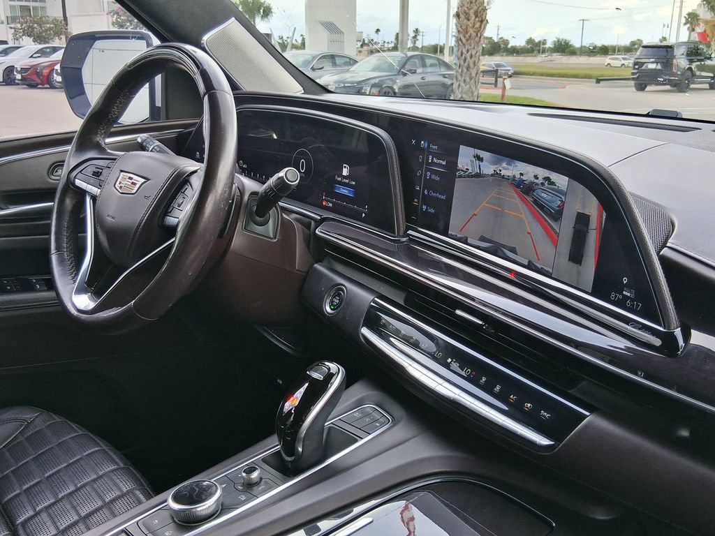 Used 2021 Cadillac Escalade Sport Platinum w/ Heavy-Duty Trailer Package RWD image 16