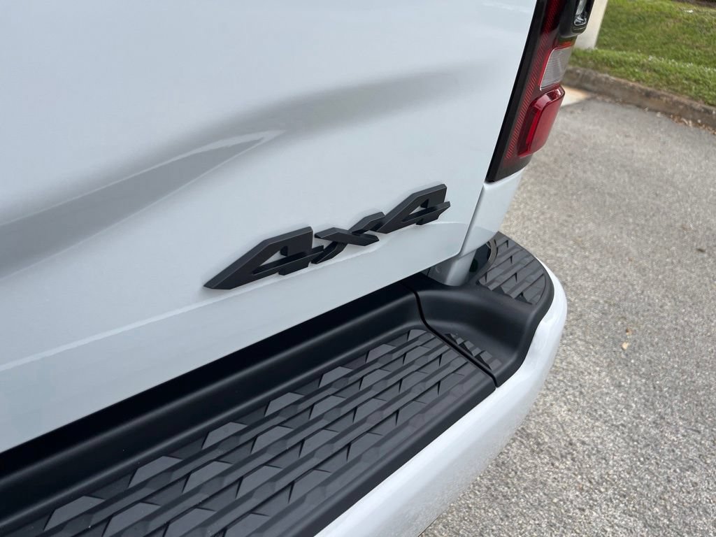 New 2024 RAM 2500 Laramie w/ Night Edition AWD/4WD image 20