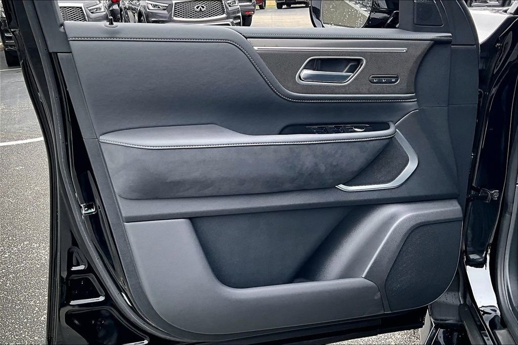 New 2026 INFINITI QX80 Luxe RWD image 46