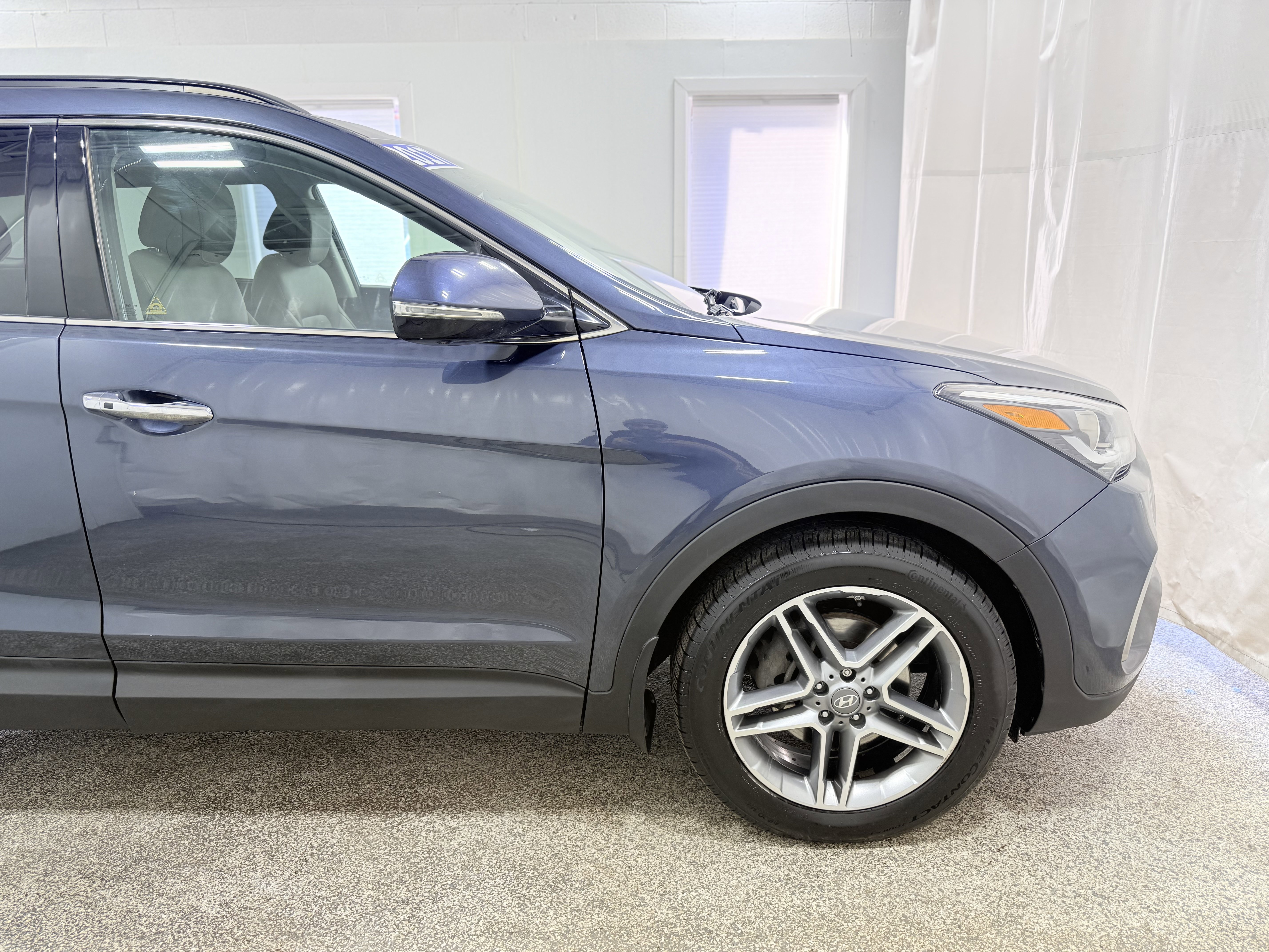Used 2017 Hyundai Santa Fe SE w/ SE Ultimate Tech Package 03 image 8