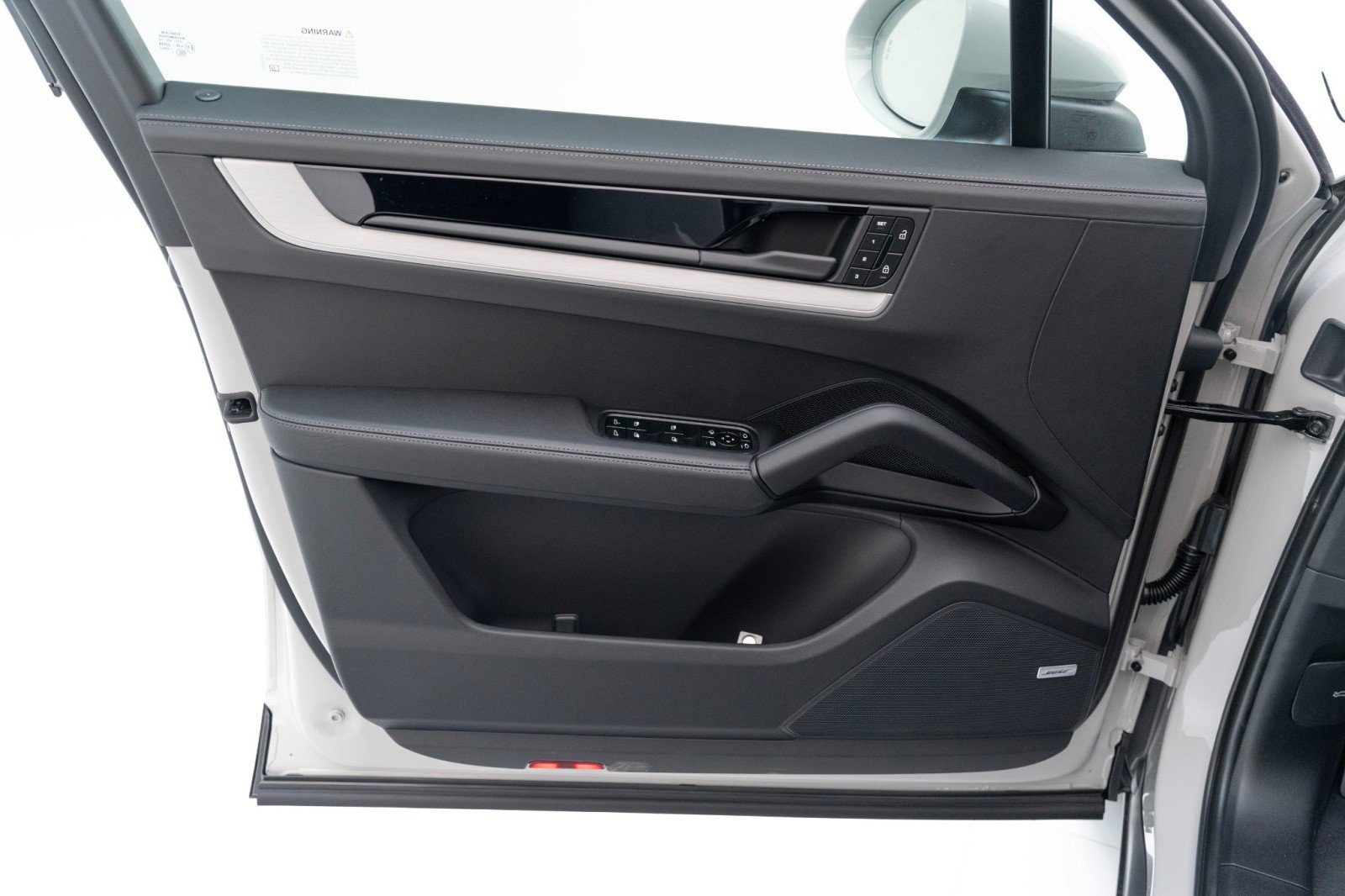 New 2025 Porsche Cayenne image 21