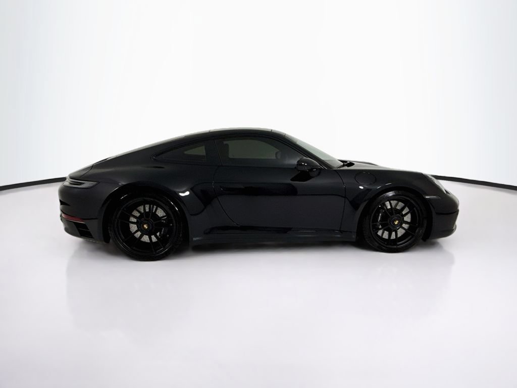 Certified 2024 Porsche 911 Carrera GTS RWD image 8