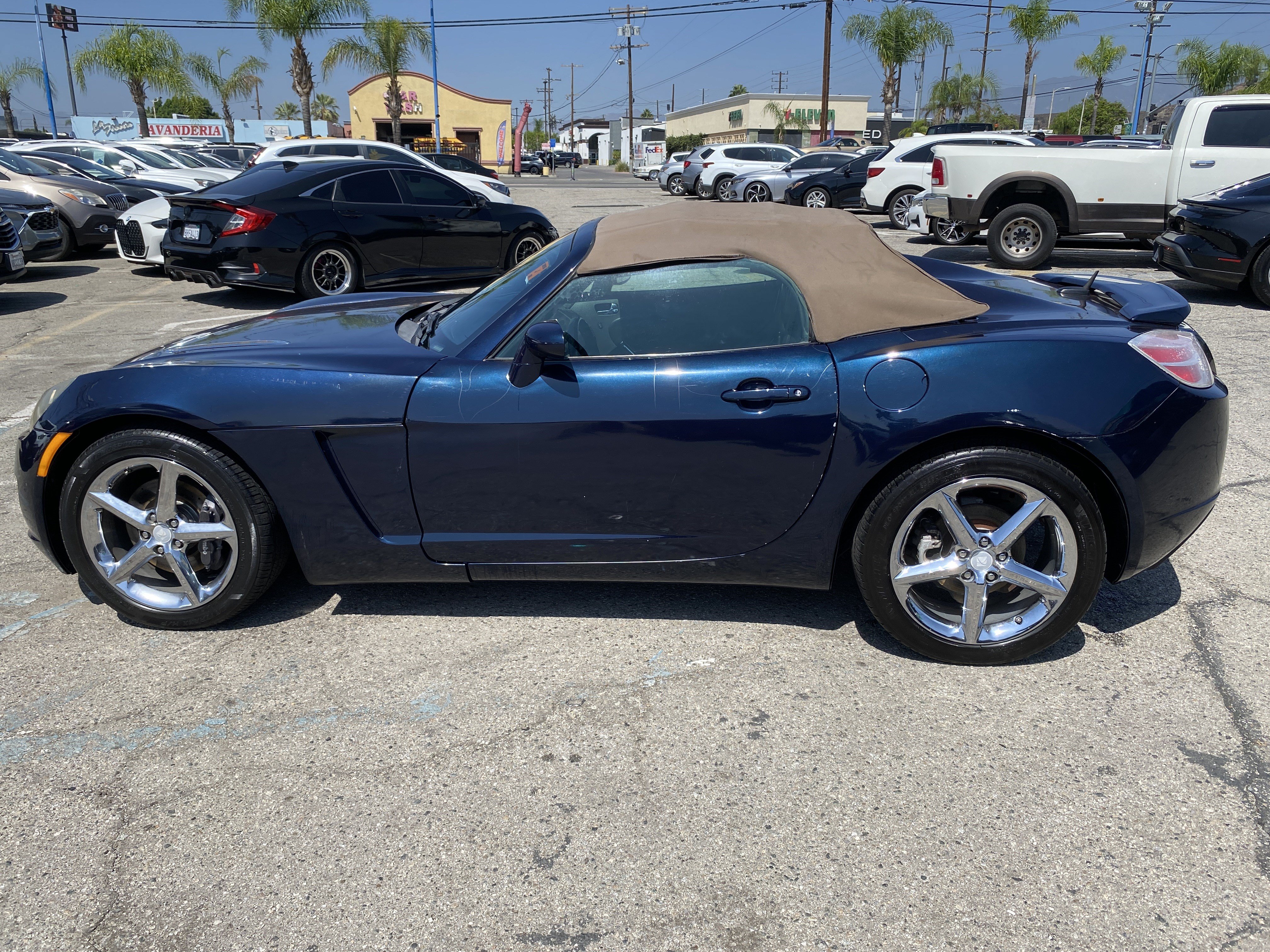 Used 2008 Saturn Sky Red Line RWD image 11