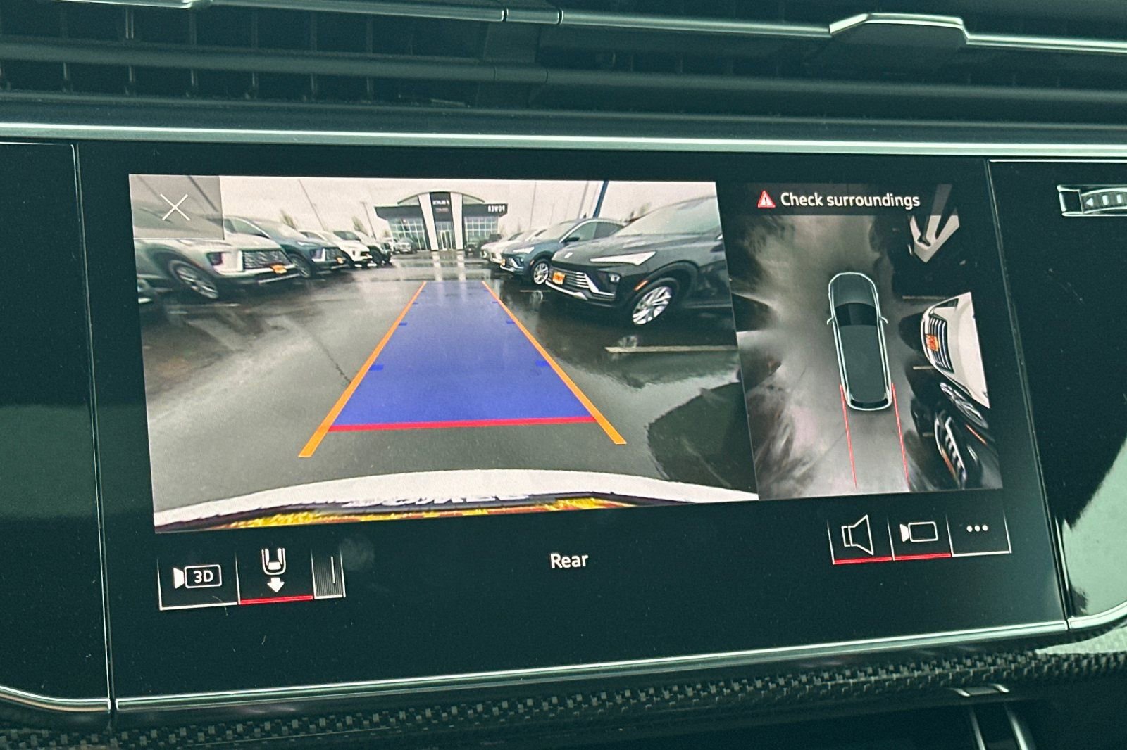 Used 2021 Audi SQ7 Premium Plus w/ Driver Assistance Package image 20