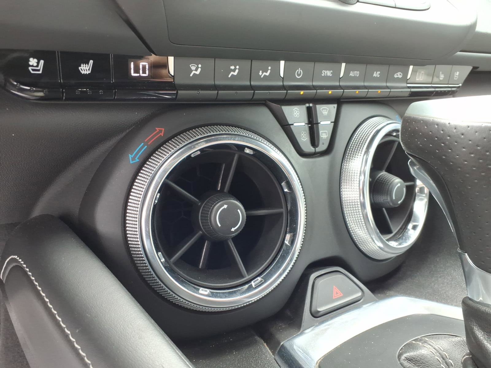Used 2017 Chevrolet Camaro LT RWD image 26