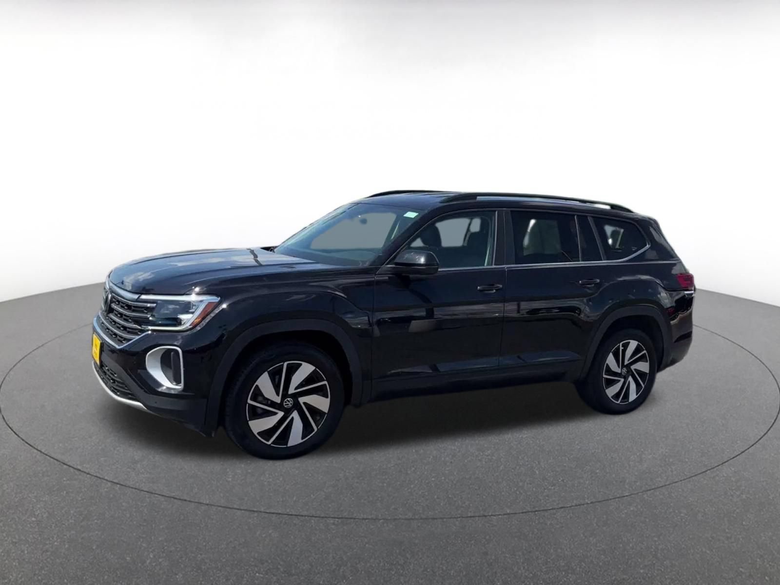 Used 2026 Volkswagen Atlas SE FWD image 7