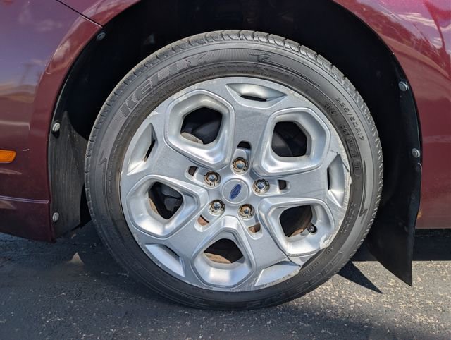 Used 2011 Ford Fusion SE image 25