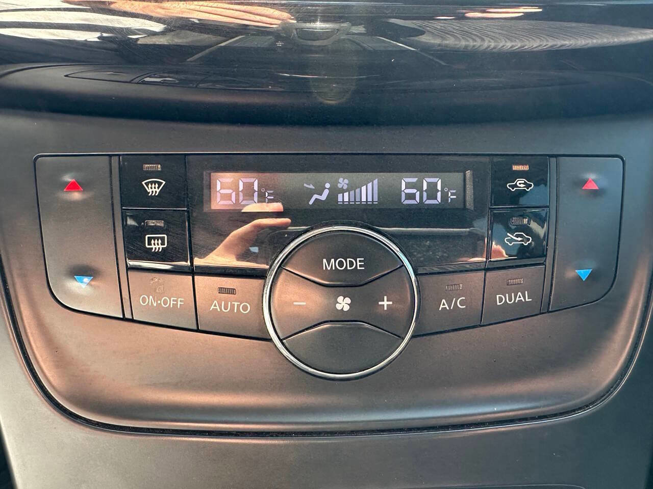 Used 2019 Nissan Sentra SV FWD image 23