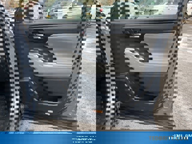 Used 2022 Toyota Highlander XLE image 23