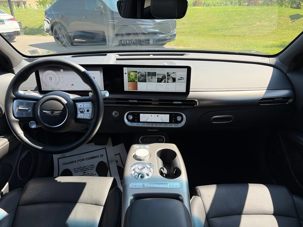 Used 2023 Genesis GV60 Advanced AWD/4WD image 7