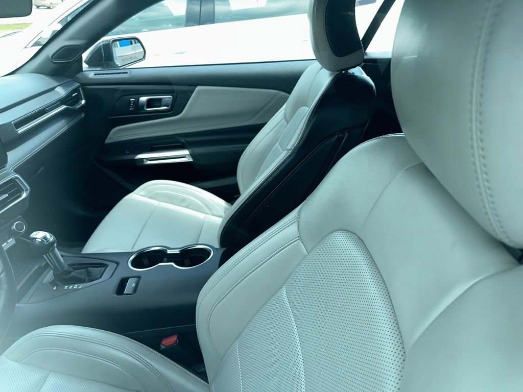 Used 2024 Ford Mustang Premium RWD image 5