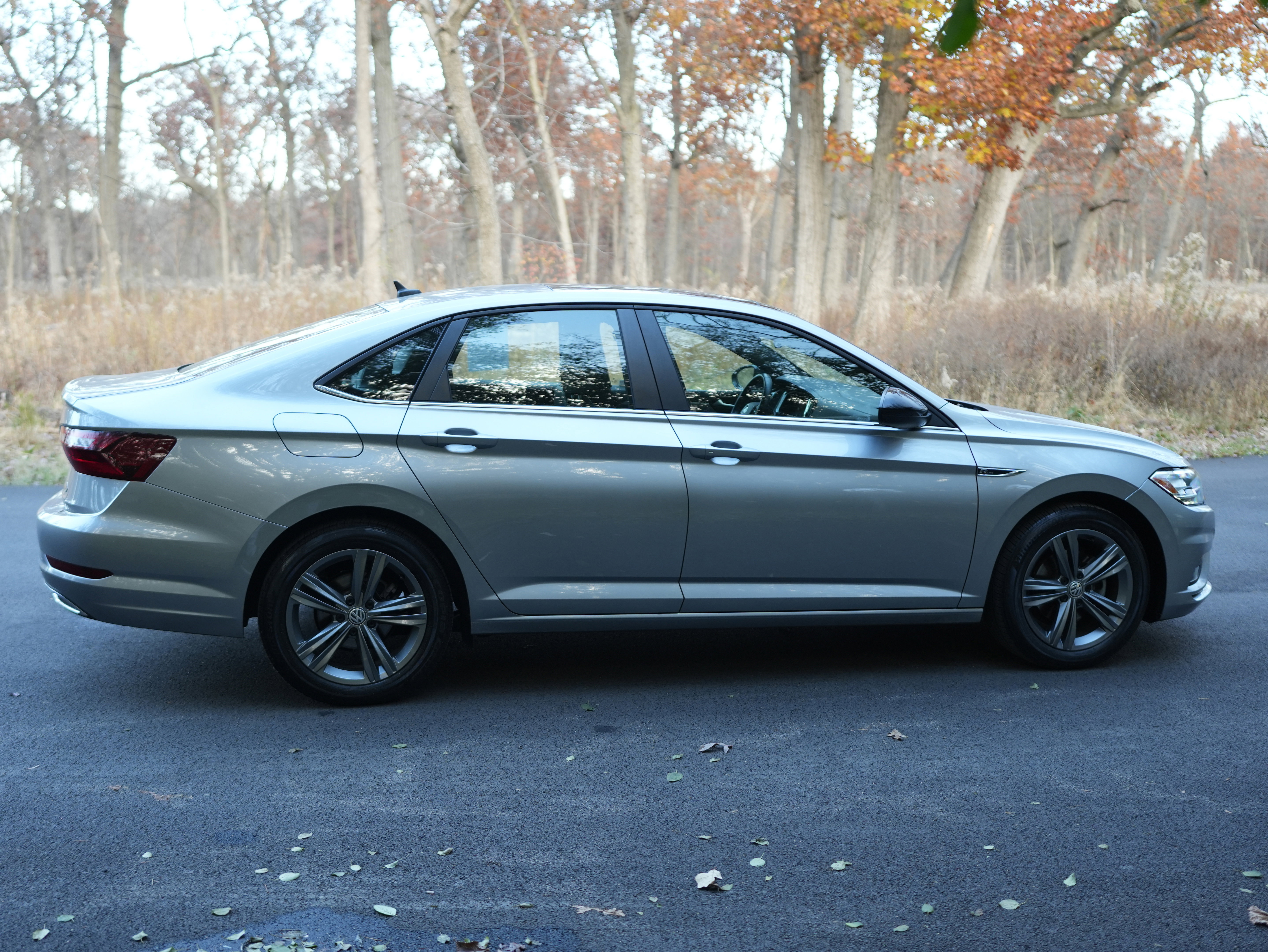 Used 2020 Volkswagen Jetta R-Line image 9