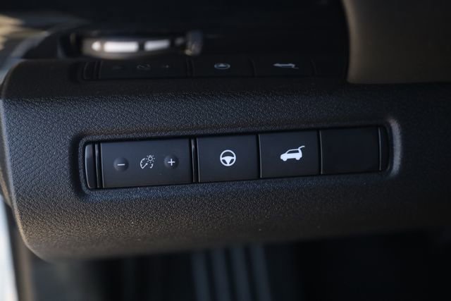 New 2026 Nissan Pathfinder SV FWD image 9