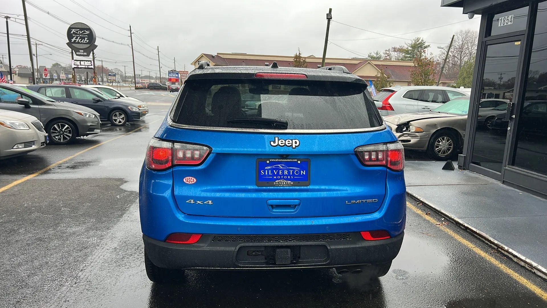 Used 2018 Jeep Compass Limited w/ Navigation Group image 5