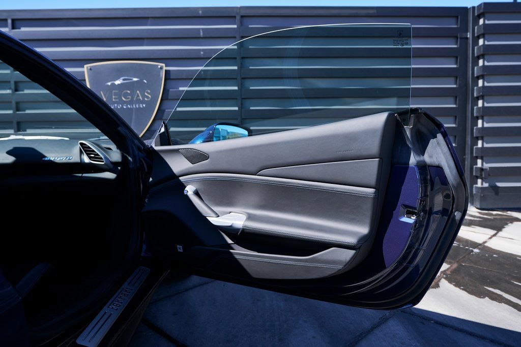 Used 2018 Ferrari 488 GTB image 28