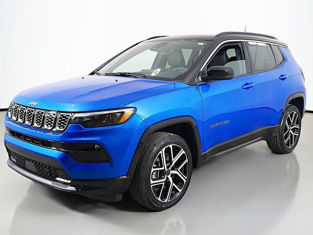 Used 2025 Jeep Compass Limited w/ Elite Group AWD/4WD image 12