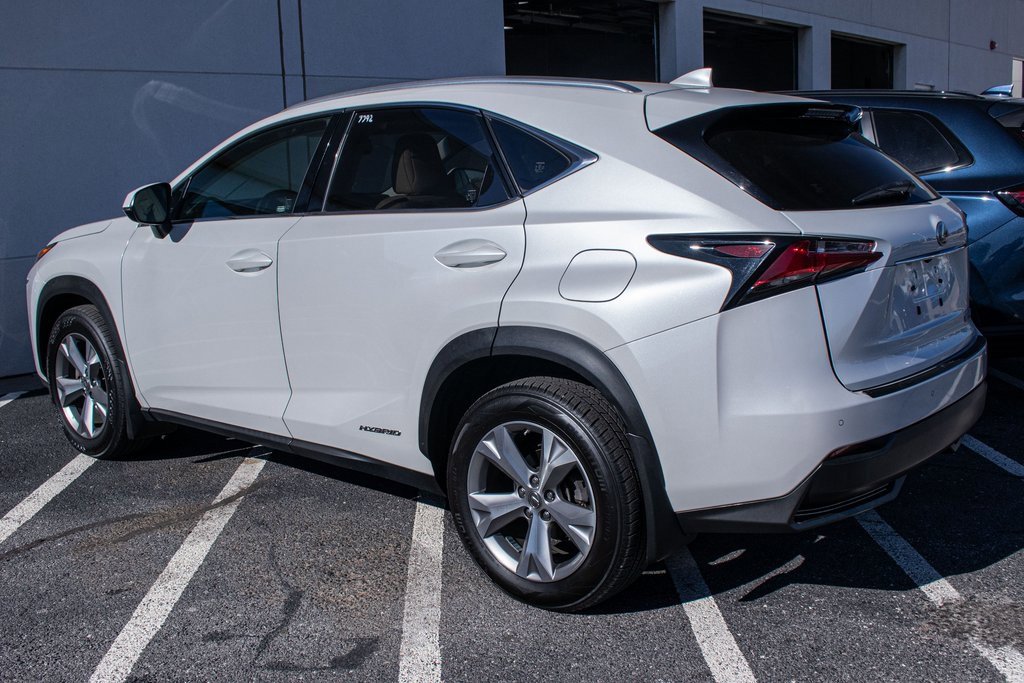 Used 2017 Lexus NX 300h AWD w/ Premium Package image 4