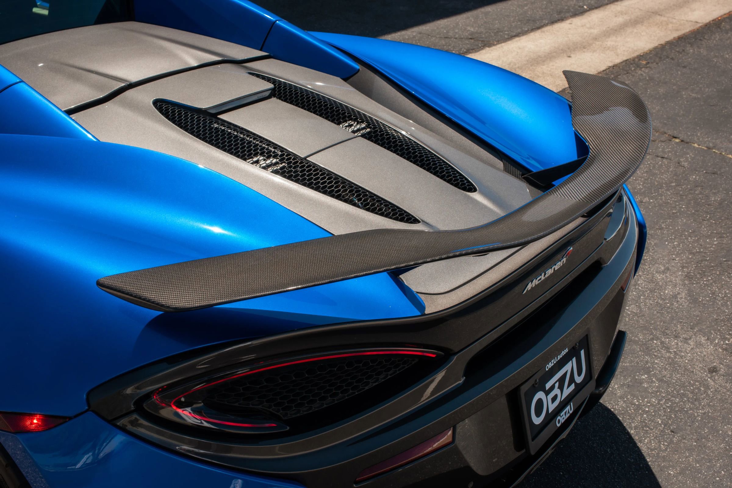 Used 2018 McLaren 570S Spider RWD image 24