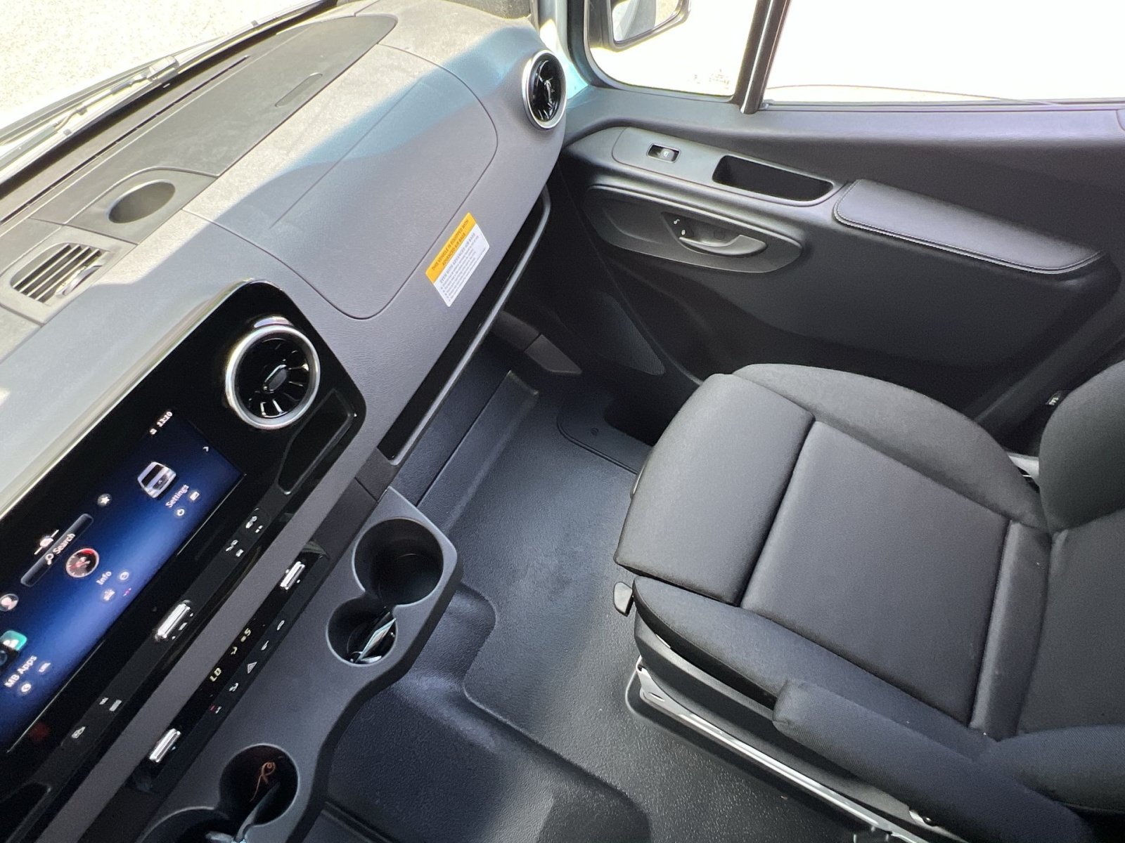 New 2026 Mercedes-Benz Sprinter 2500 image 14