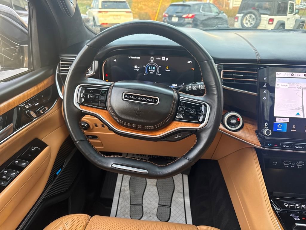 Used 2024 Jeep Grand Wagoneer Series III w/ Flexible Seating Group image 15