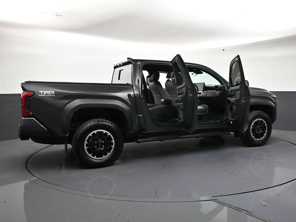 Used 2024 Toyota Tacoma TRD Off-Road w/ TRD Off Road Upgrade Package AWD/4WD image 31