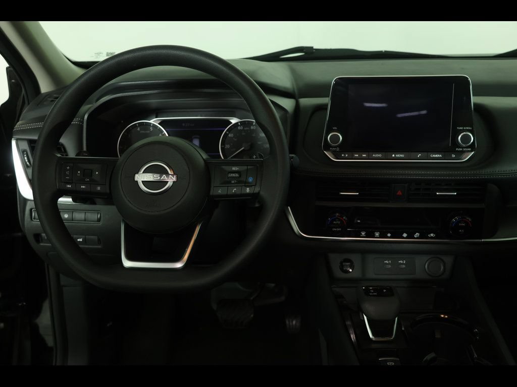 Used 2024 Nissan Rogue SV FWD image 15