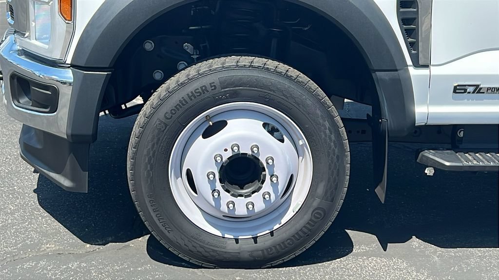 New 2024 Ford F450 XL w/ XL Chrome Package RWD image 8