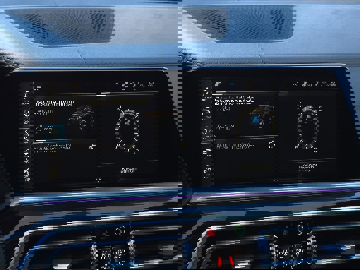 Used 2023 BMW X5 xDrive45e w/ Executive Package image 34