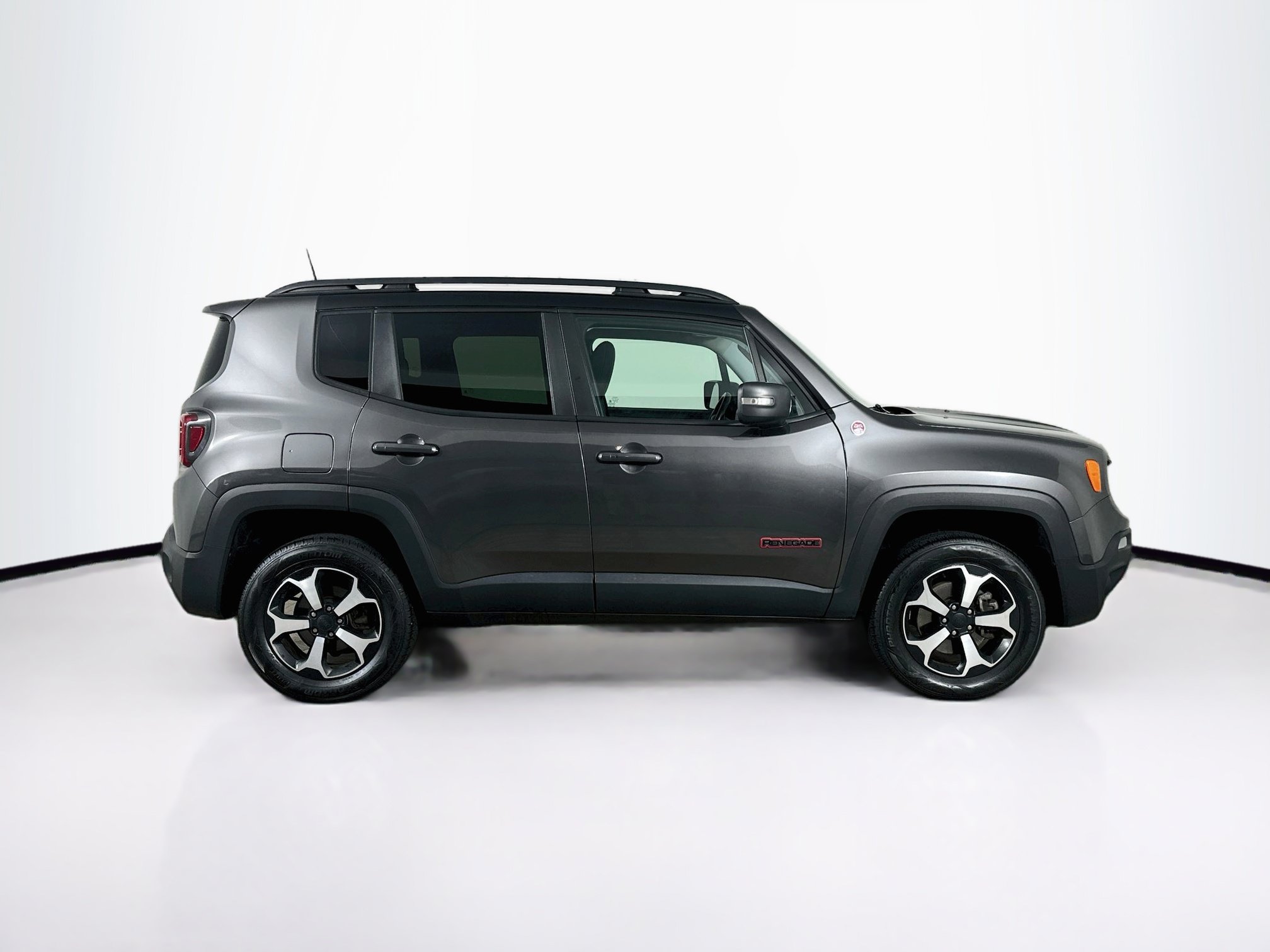 Used 2019 Jeep Renegade Trailhawk w/ UConnect 8.4 Nav Group AWD/4WD image 10