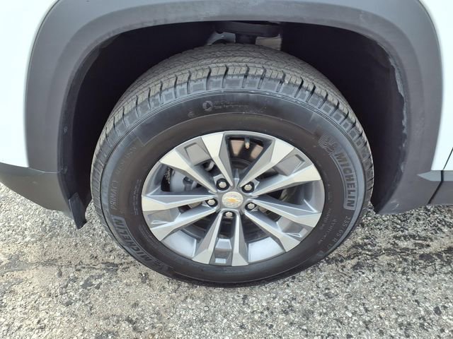 Used 2025 Chevrolet Equinox LT image 35