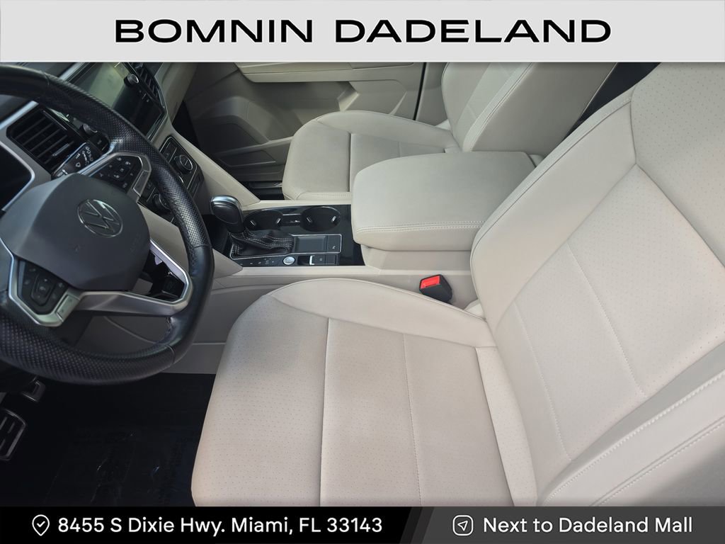 Used 2021 Volkswagen Atlas SEL R-Line image 22