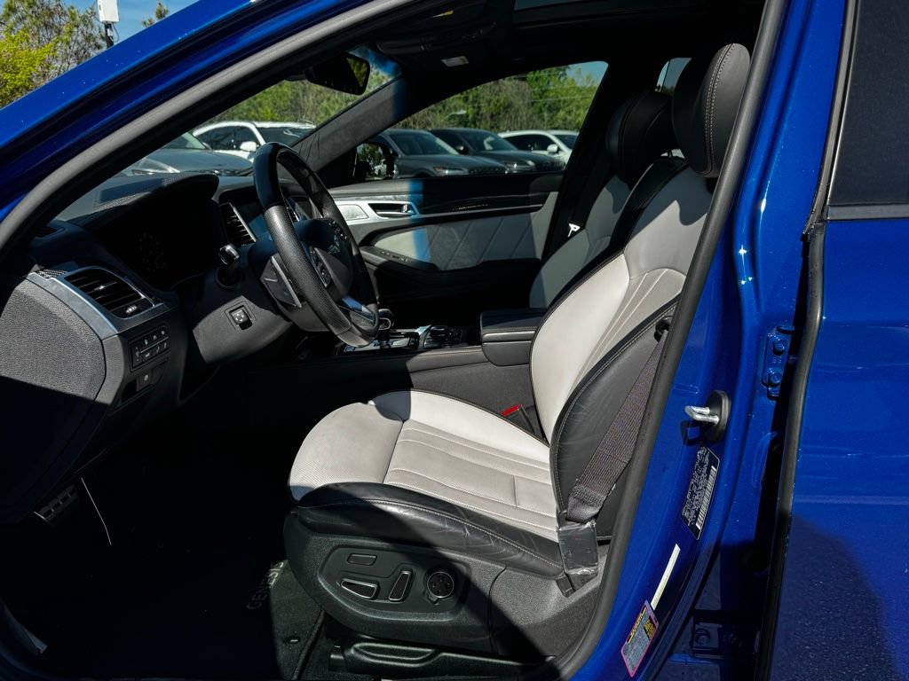 Used 2020 Genesis G80 3.3T Sport RWD image 10