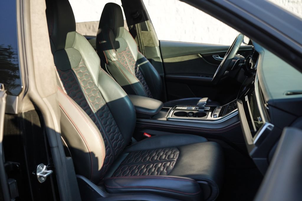 Used 2022 Audi RS Q8 w/ Carbon Optic Package AWD/4WD image 24