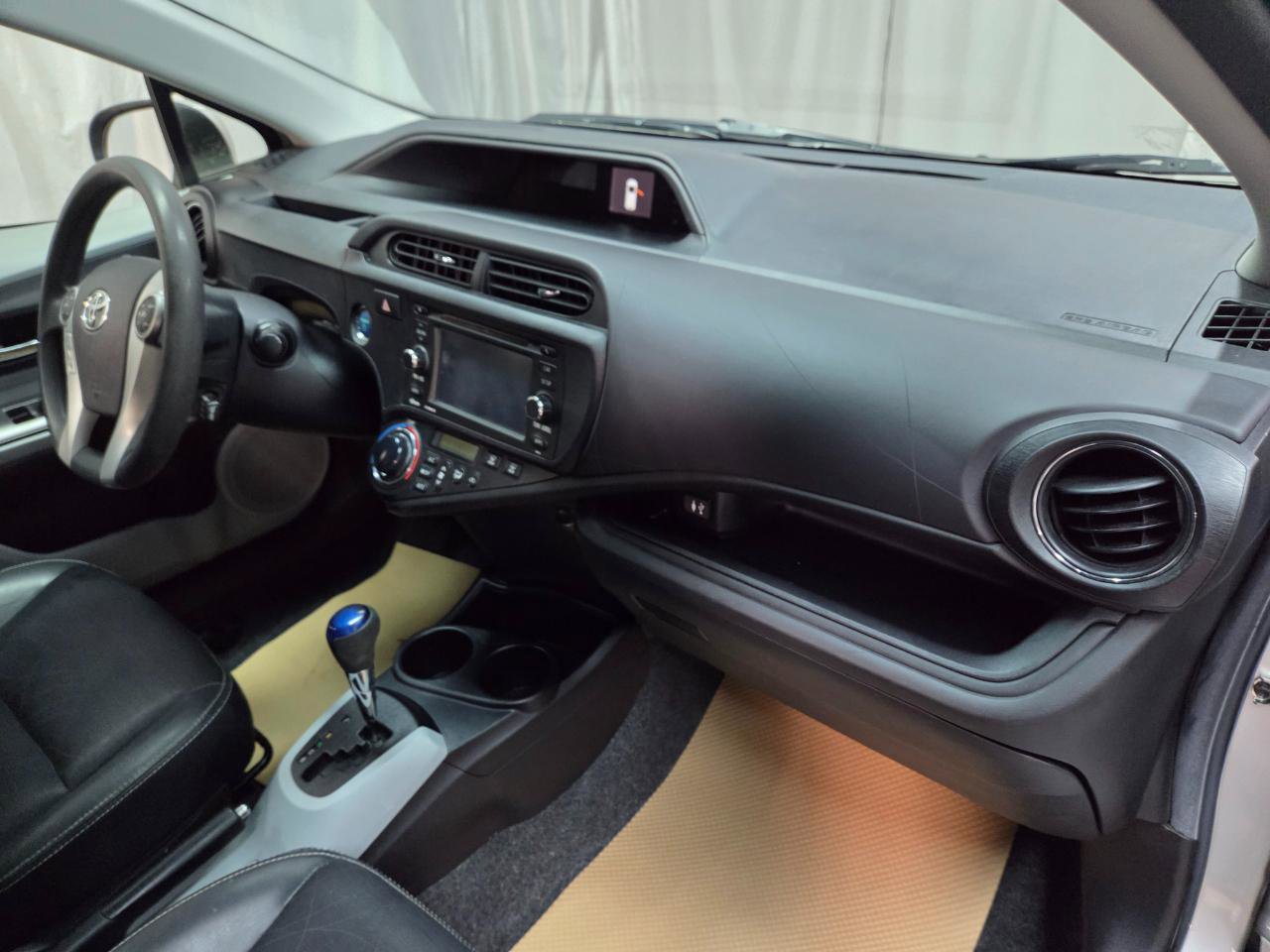 Used 2012 Toyota Prius C Four image 18