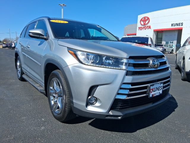 Used 2019 Toyota Highlander Limited Platinum AWD/4WD image 4
