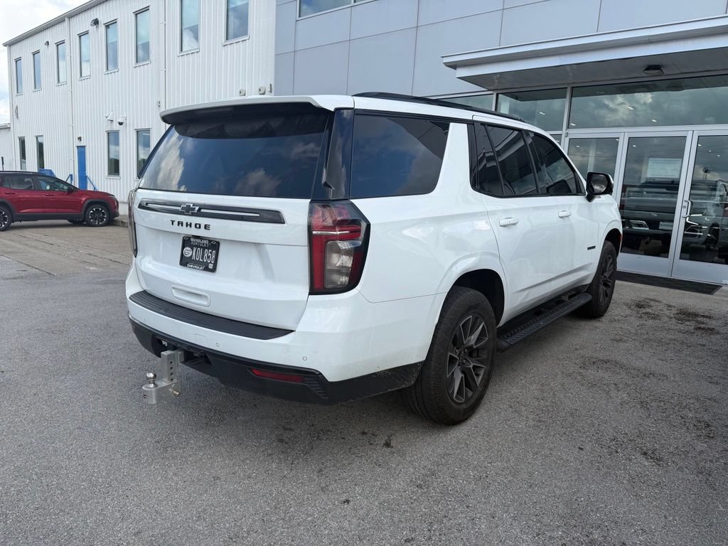 Used 2023 Chevrolet Tahoe Z71 w/ Luxury Package AWD/4WD image 3